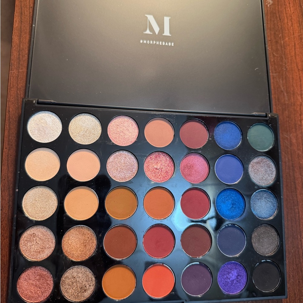 Morphe 35V Eyeshadow Palette